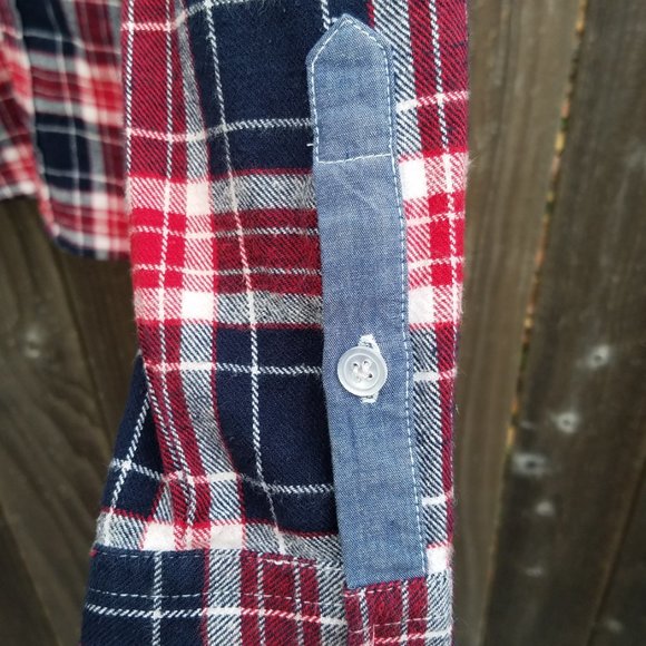 Amongst Friends NYC Plaid Button Down - Picture 4 of 5